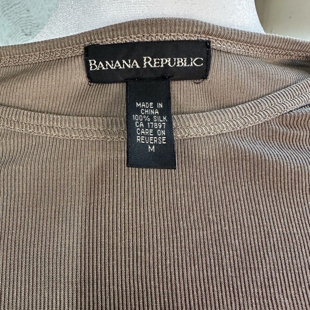 Banana Republic Women Medium Taupe 100% Silk Knit Long‎ Sleeve Crew Neck Top 90s - Picture 5 of 6